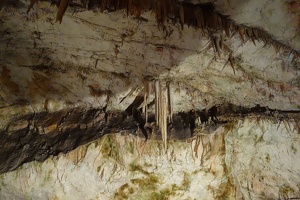 08259 stalactites
