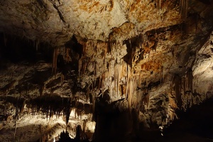 08272 stalactites