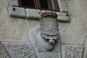 08378 stone coat of arms