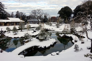 00515 snow and hisago ike pond v1