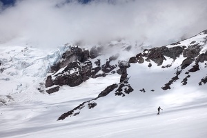 Seattle: Paradise Glacier Ski Tour at Rainier, May 11