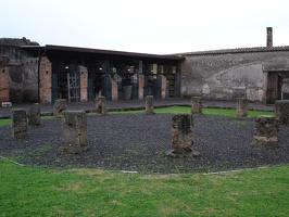 05582_not_stonehenge