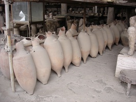 05590_jugs