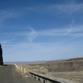 9529_road_and_cliffs.jpg