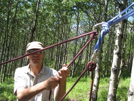 2234_belaying_with_munter_off_anchor