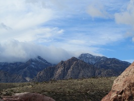 0136_mountains_from_red_rocks