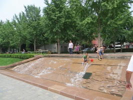 Water Feature, Beiheyan linear park