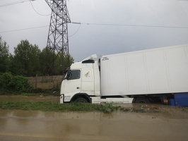 5921 truck woes in tirana