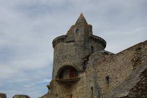 03869 castle tower