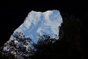 08420 sky from cave