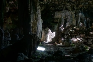 05442 cave lighting