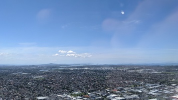 20211129 012315331 approaching akl v1