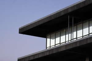 00617 corner of metservice building