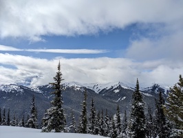 20220313 184314225 clouds and mountains