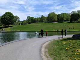 20220523 152122588 big dog on lac aux castors v1