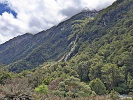 20221219 232943892 another stream descending v1