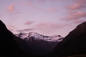 09336 snowy hills pink