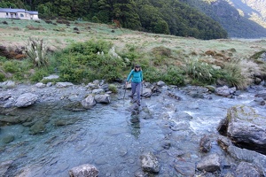 09350 mp leaving siberia hut crossing the stream v1