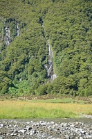 09364 small waterfall v1