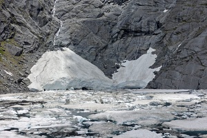 09486 snowfield and crucible lake v1