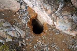 03374 hole v1
