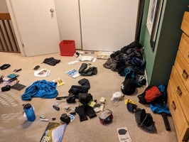 20230108 003043254 unpacking