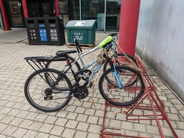 20230109 160054897 bikes before snow