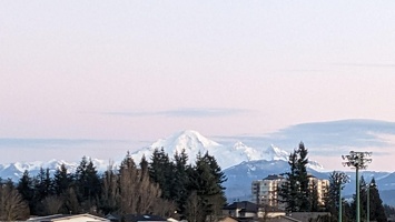 20230130 011329389 mt baker visible from abbotsford