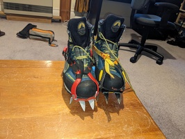 20230629 045711151 crampons again