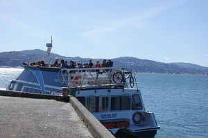 01626 ferry leaving somes island