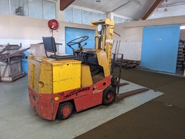 20230902 034130451 forklift