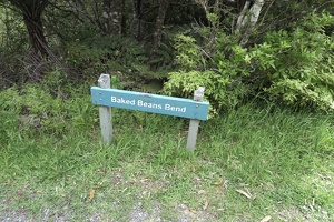 03054 baked beans bend v1