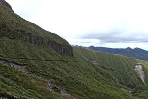 09707 track in mountainside v1
