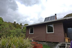 09746 holly hut with solar v1