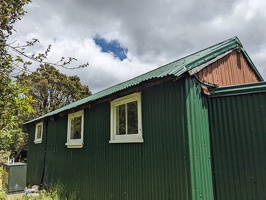 20230103 005452288 kahui hut
