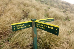 00050 sign for summit and lake dive hut v1