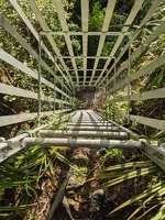 20230103 180746398 enclosed ladder