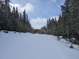 20230409 132949589 ski track