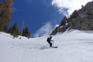 00955 christina skiing