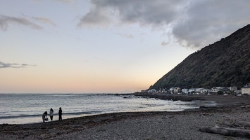 20240512 051912415 owhiro bay v1