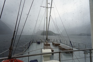 02280 sailing towards marcaciones point