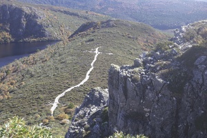 09344 climbing to marions lookout and cradle mountain plateau