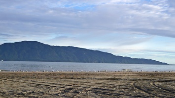03095 kapiti island and beach v1