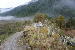 03950 earnest valley sign