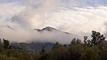 04051 peak in the clouds v1