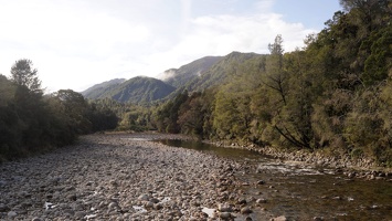 04069 above the mohikinui river v1