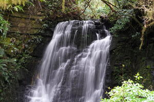 06434 horseshoe falls v1