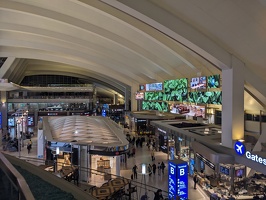 20241010 031744465 airport or mall lax