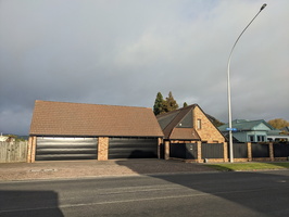 20241012 184506330 too much garage