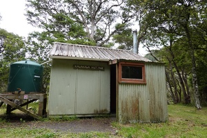 00239 kawakawa hut 1968